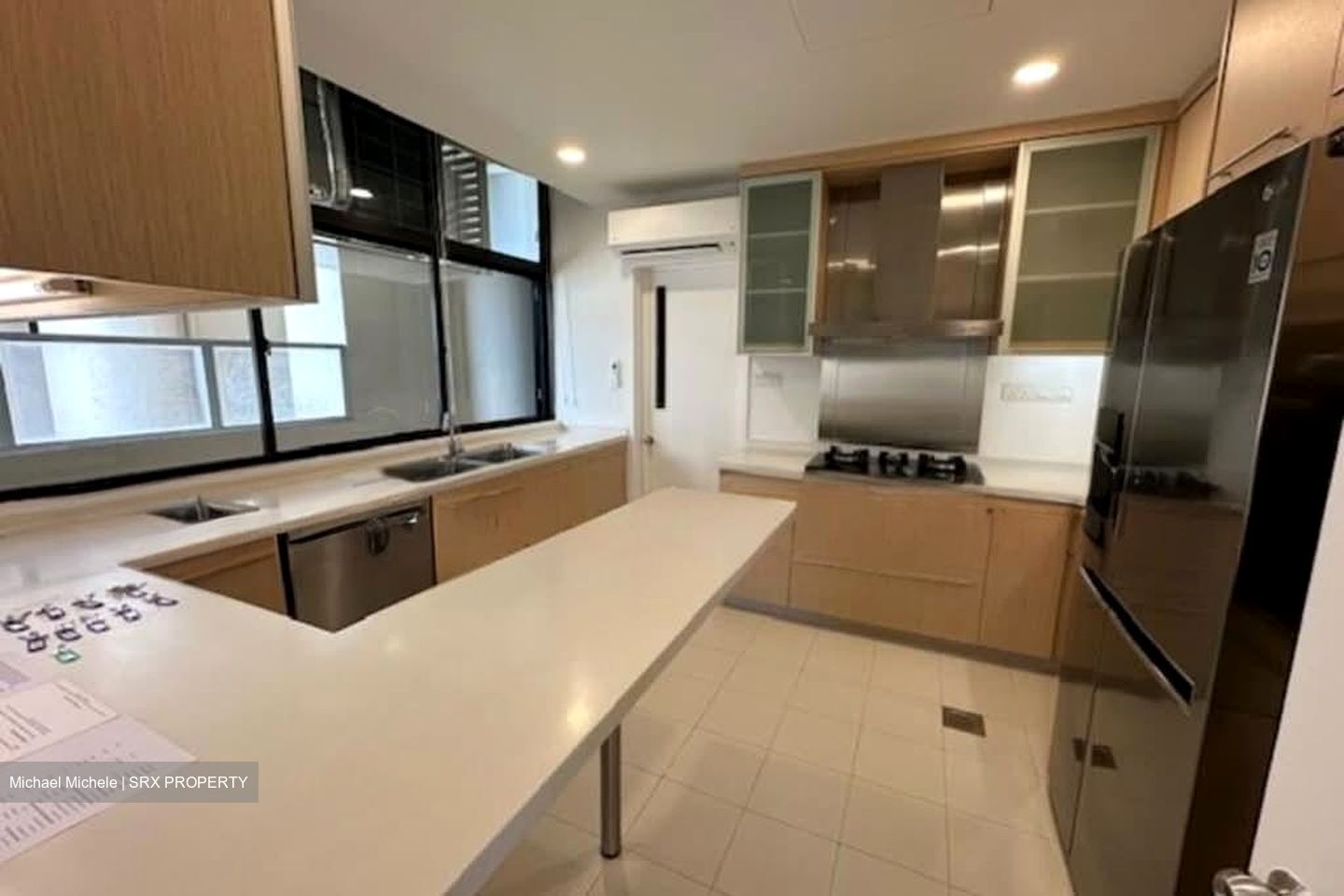 The Colonnade (D10), Condominium #574566771